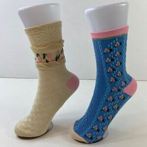 Womens Colorful Floral Crew Socks 2-Pack Knit Design Ruffles Cream Blue Pink